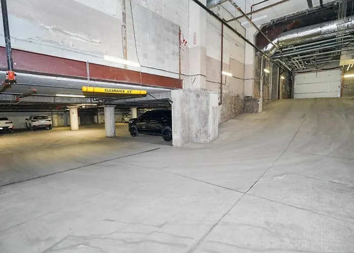 Convenient Cozy 2br Loft With Optional Parking For 8 Guests Near Mccormick Place, Soldier Field And Lakefront Trail *