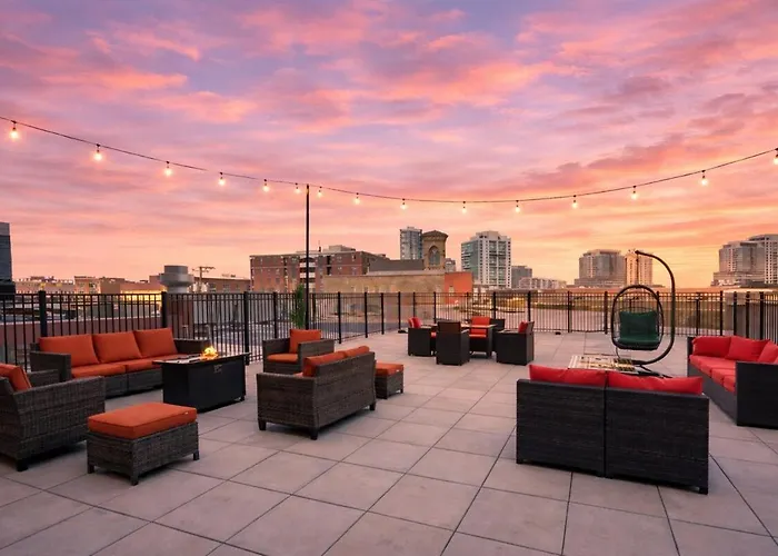 Convenient Cozy 2br Loft With Optional Parking For 8 Guests Near Mccormick Place, Soldier Field And Lakefront Trail Chicago