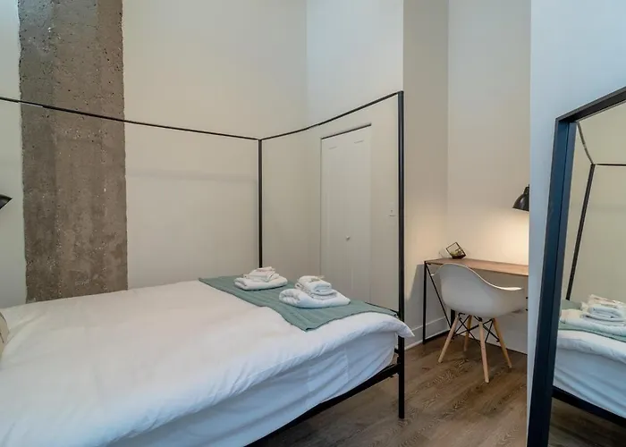 Convenient Cozy 2br Loft With Optional Parking For 8 Guests Near Mccormick Place, Soldier Field And Lakefront Trail Chicago