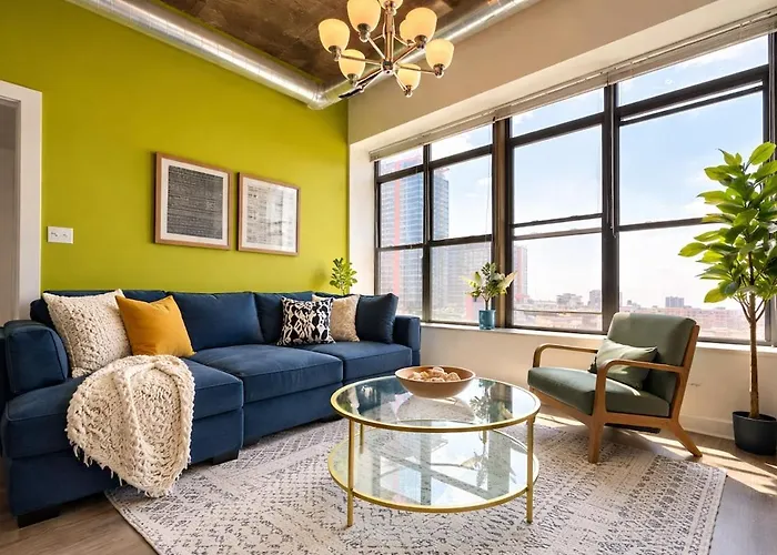 Convenient Cozy 2br Loft With Optional Parking For 8 Guests Near Mccormick Place, Soldier Field And Lakefront Trail * Chicago